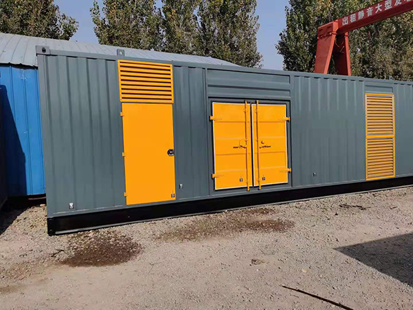 赣州300kw 柴油发电机组用多大的空气开关？
